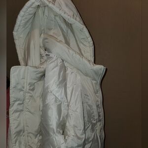 Women's zip up jacket